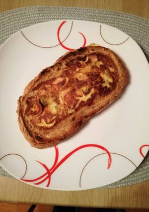 Tojásos zöldséges melegszendvics recept fotója