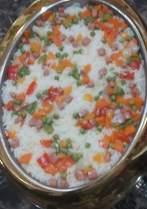 A picture of Vegetables white rice.