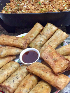 Una foto de Lumpias