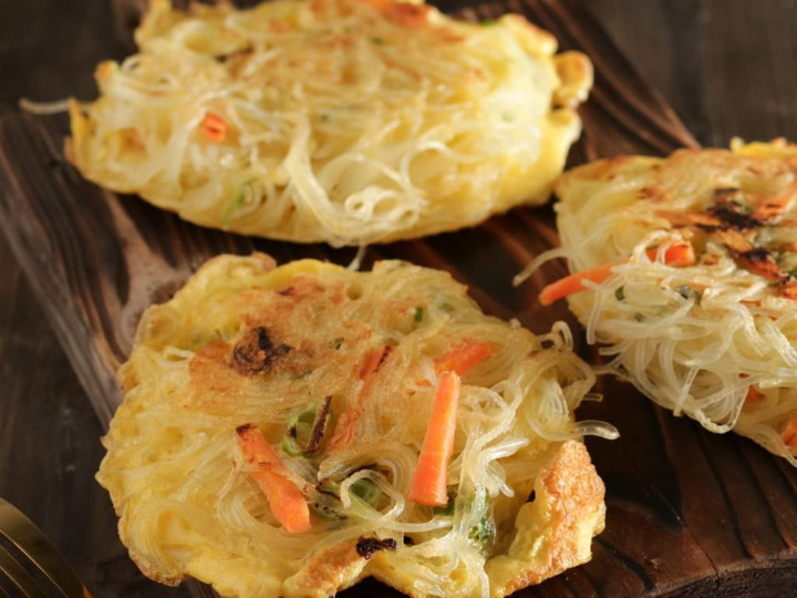 Langkah Mudah untuk Membuat Omelette bihun yang Menggugah Selera
