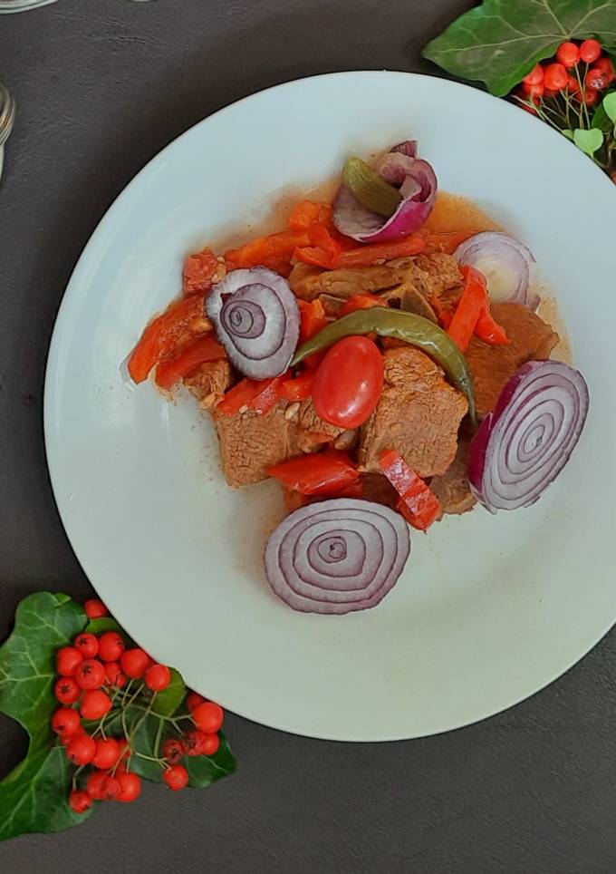 Баранина з овочами