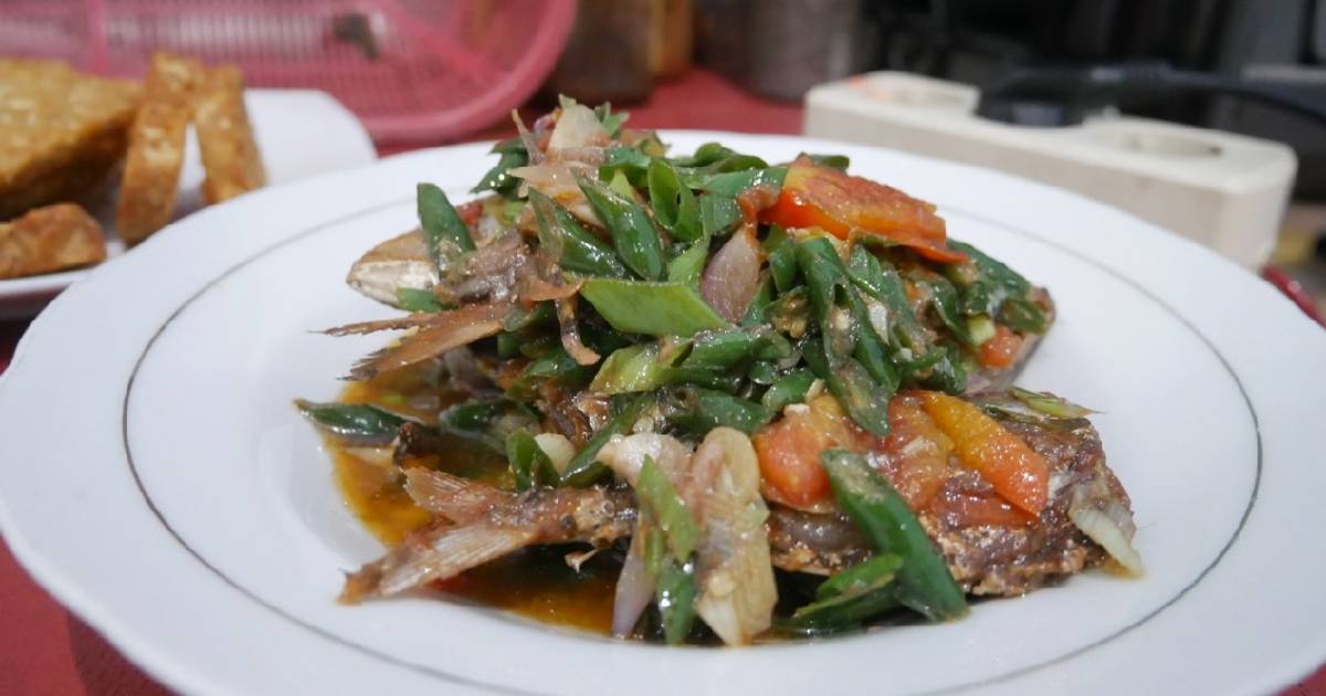 Resep Tumis Ikan Peda Cabai Hijau Oleh Isekunto Cookpad