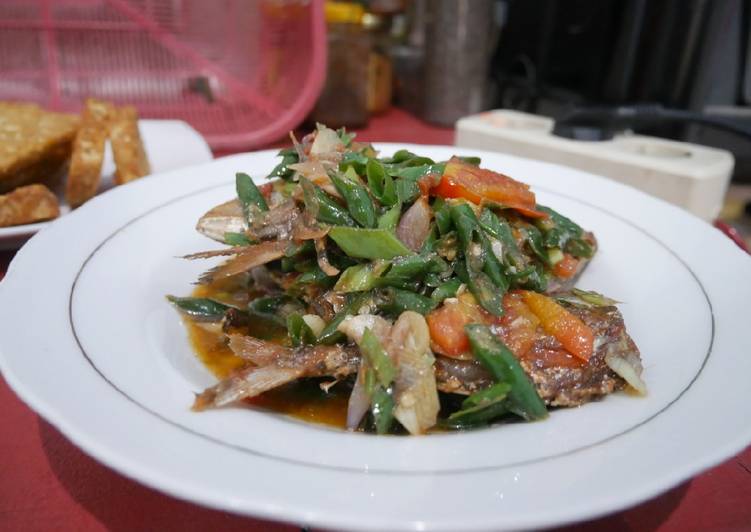 Tumis Ikan Peda Cabai Hijau