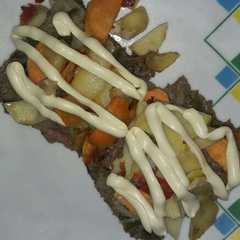Una foto de Pastel con carne molida
