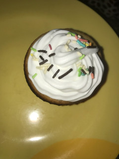 A picture of Coconut cake.