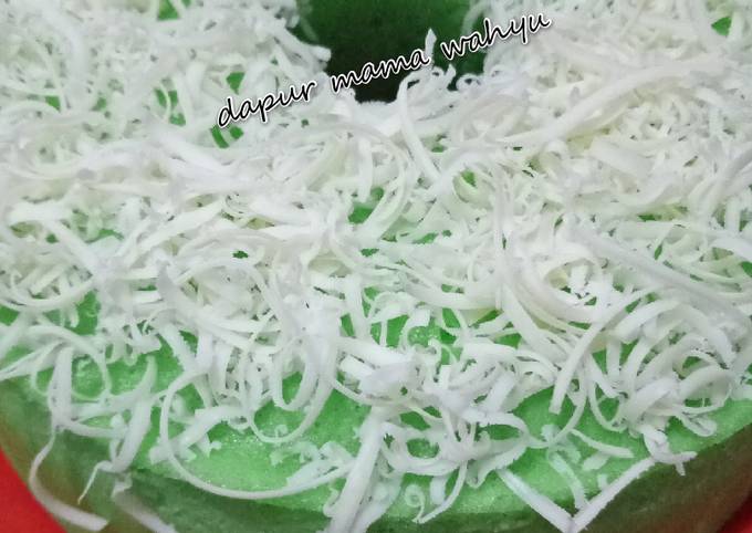 Kue bolu kukus putu ayu keju