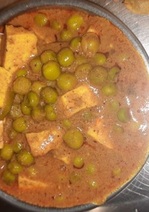 मटर पनीर बिना लेहसुन प्याज(matar paneer bina lahsun pyaz recipe in hindi) रेसिपी मुख्य फोटो