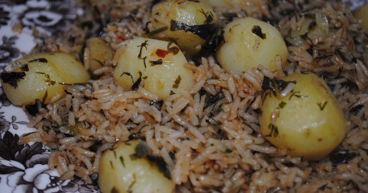 Rozina Rice Herbed Rice With Potatoes Recipe By Rozina Dinaa