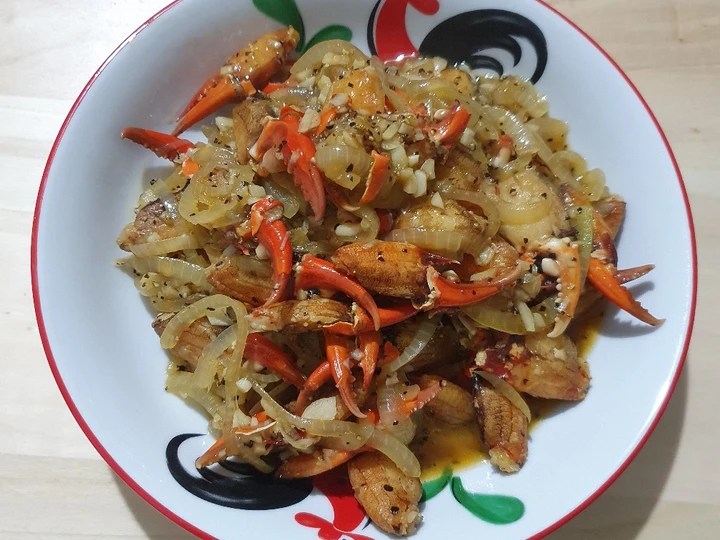 Cara Mudah Menyiapkan Resep Capit kepiting lada hitam yang Bikin Ngiler Anti Ribet, Mantap Sekali