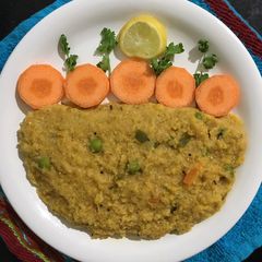 A picture of Veggie masala dalia.