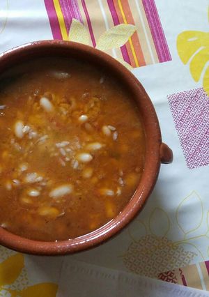 Foto principal de Judías con arroz (🍲modo estudiante🍺🍷)