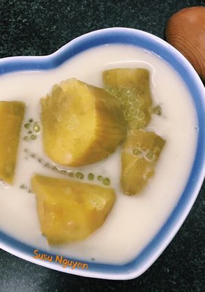 Hình của món Chè khoai lang nước dừa.