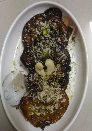 A picture of Banana malpua.