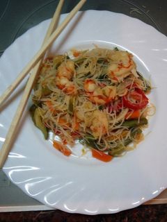 Una foto de Fideos de arroz, al estilo chino