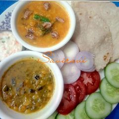 A picture of Jowar Roti.