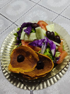 Una foto de Hotcakes de zanahoria sin harina #fit #saludable