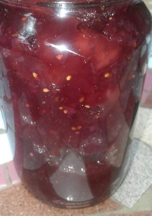 Una foto de Mermelada de moras y manzanas😍