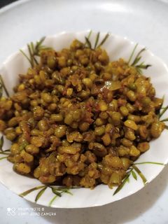 मूंग की सब्जी (moong ki sabzi recipe in Hindi) रेसिपी मुख्य फोटो