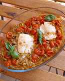 Bacalao al horno con cherrys, cebolla, aceitunas y anchoas