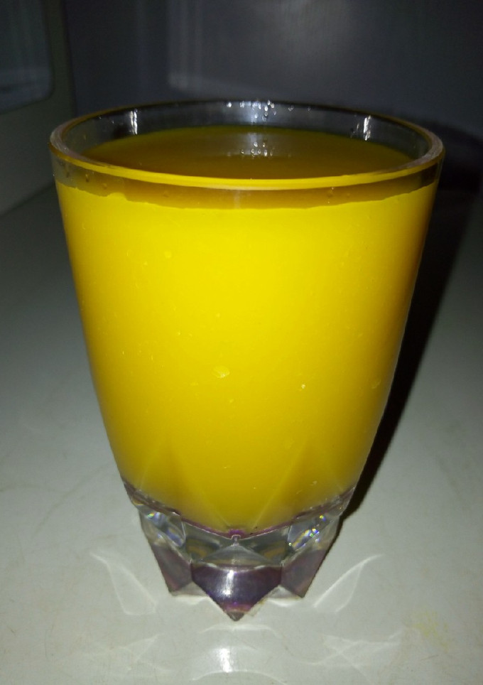 A picture of Mango juice.