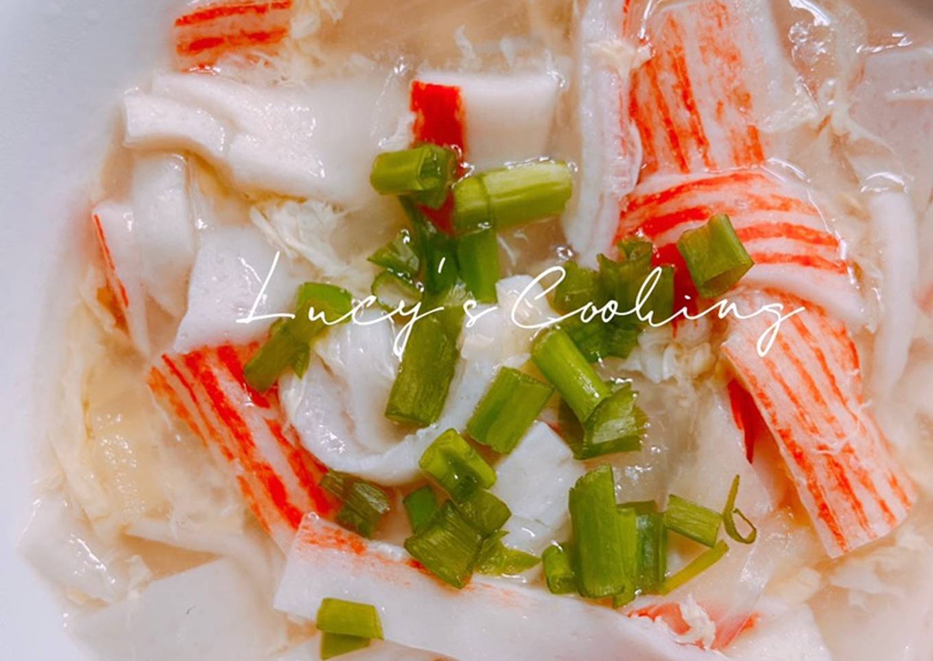 Rasuk sup dengan telur hancur