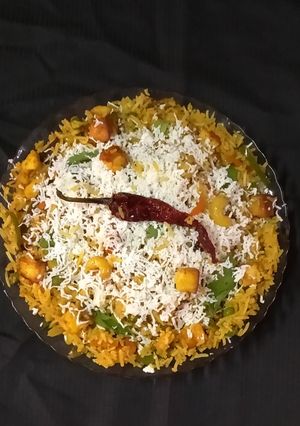 વેજ પનીર ચીઝ બિરયાની રેસીપી મુખ્ય ફોટો