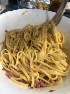 Una foto de Spaghetti carbonara a la italiana (sin nata)
