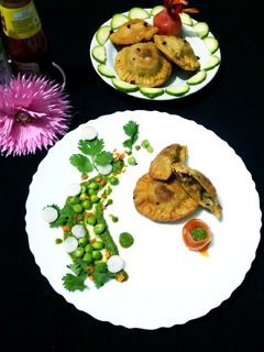 আটা পিজ্জা কচুরি(Atta Pizza Kachori recipe in Bengali) রেসিপির প্রধান ছবি