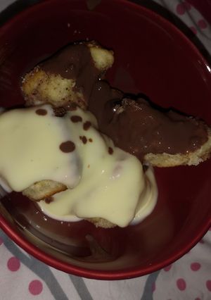 Aranygaluska vaníliasodóval és csokiöntettel recept fotója