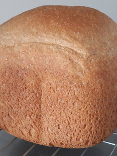 Una foto de Pan avena y trigo con prefermento en panificadora