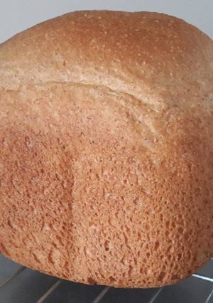 Una foto de Pan avena y trigo con prefermento en panificadora