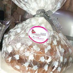A picture of Chocolate & vanilla cake loaf.