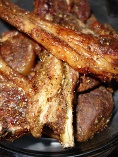 A picture of Roast lamb chops.
