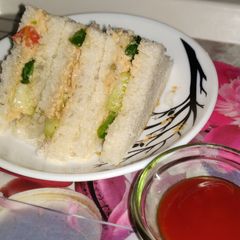 A picture of Healthy veggie Sandwich.