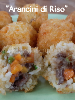 Foto resep Arancini di riso / Bola-bola Nasi / Kroket Nasi