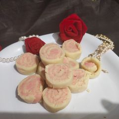 A picture of Instant sweet  strawberry roll.