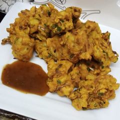 A picture of Macroni pakoras 😋😋.