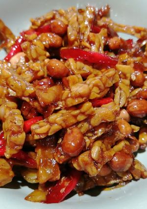 Foto resep Tempe Orek Manis yg renyah menu simple bikin kangen ala Yuliafan