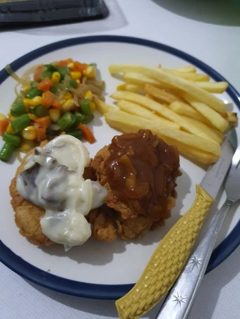 Langkah Mudah untuk Membuat Resep Chicken steak with creamy mushroom and barbeque sauce yang Bikin Ngiler Anti Ribet, Lezat