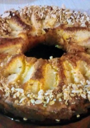 Una foto de Torta de verano con peras y + (⁠✿⁠^⁠‿⁠^⁠)🍐♊