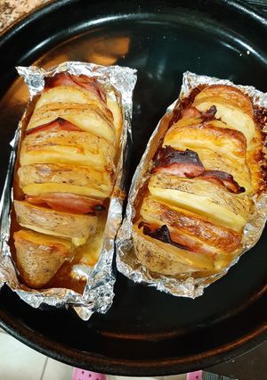 Una foto de Papas con jamón y queso 🧀