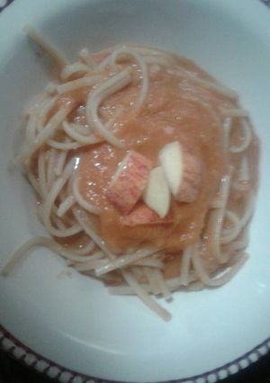 Una foto de Espagueti en salsa matriciana