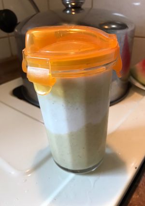 酪梨牛奶 的食譜成品照片