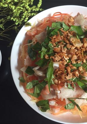 Hình của món Gỏi đu đủ tôm thịt.