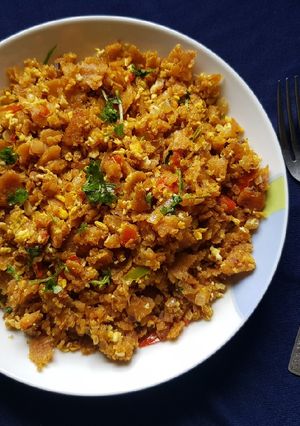 A picture of Egg kothu chapati.