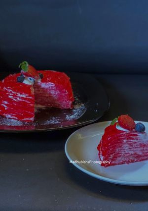 A picture of Crepe Cake.