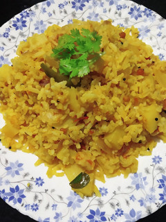 உருளைக்கிழங்கு அவல் உப்புமா செய்முறை முக்கிய புகைப்படம்