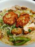 Ramen de Pechuga Rostizada & Torrejones de Pollo