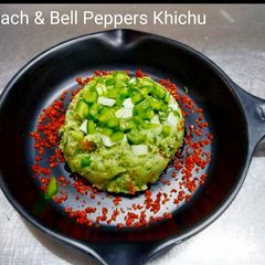 A picture of Spinach and Bell Pepper Khichu.