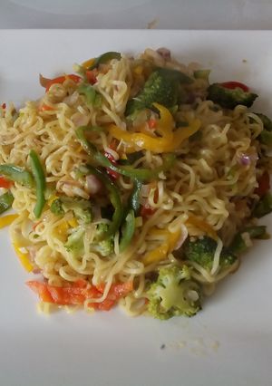 A picture of Noodles with vegetable#vegetable contest.